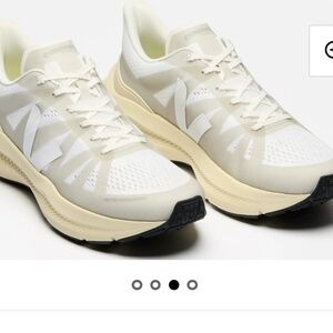 NWT)VEJA Condor 3 Advanced road-running shoes Size 7